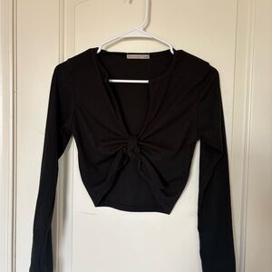 Active USA Black Twist-Knot Long Sleeve Crop Top